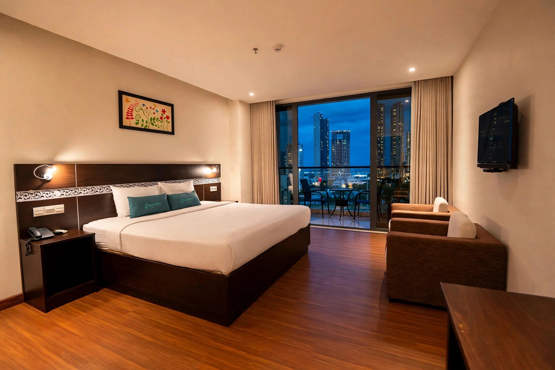 Phòng Deluxe có ban công tại Sea Garden Hotel Đà Nẵng