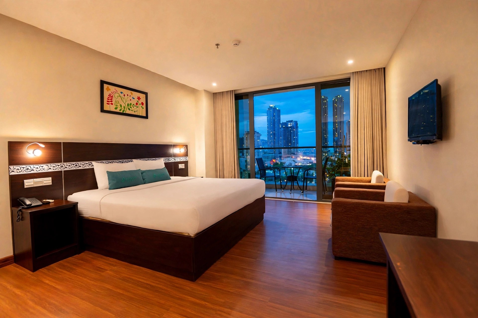 Phòng Deluxe có ban công tại Sea Garden Hotel Đà Nẵng