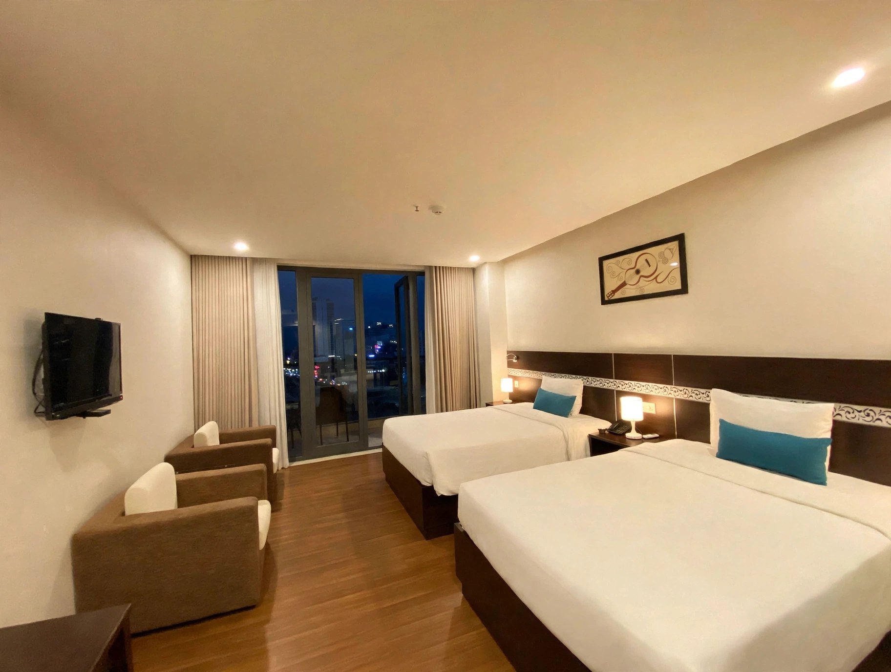 Phòng Deluxe hai giường đơn tại Sea Garden Hotel Đà Nẵng